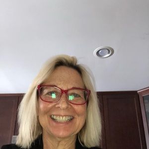 Meet your Posher, Sharon